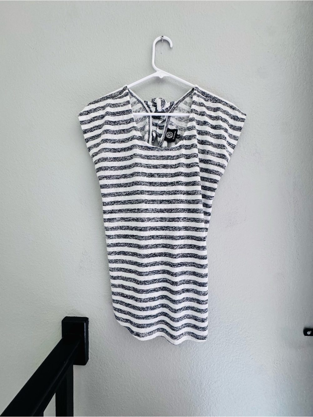 bobeau Black and White Striped Cap-Sleeve Tunic